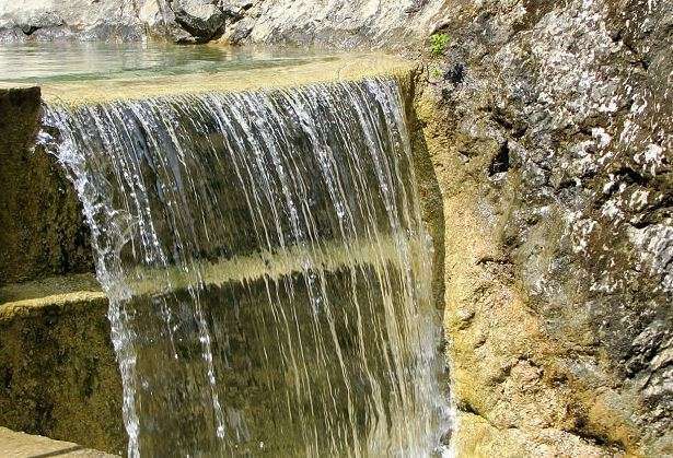 Что представляют собой Арпатские водопады?