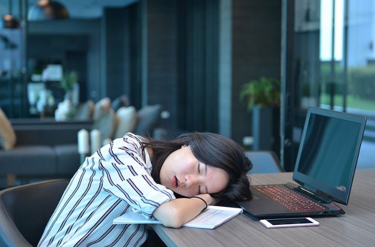 Как меньше уставать на работе?