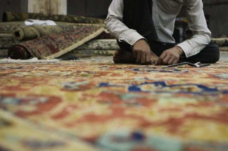 Как делают ковры ручной работы?