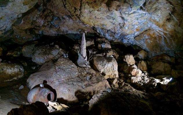 Красные пещеры и водопад Су-Учхан: чем приглянулись туристам?