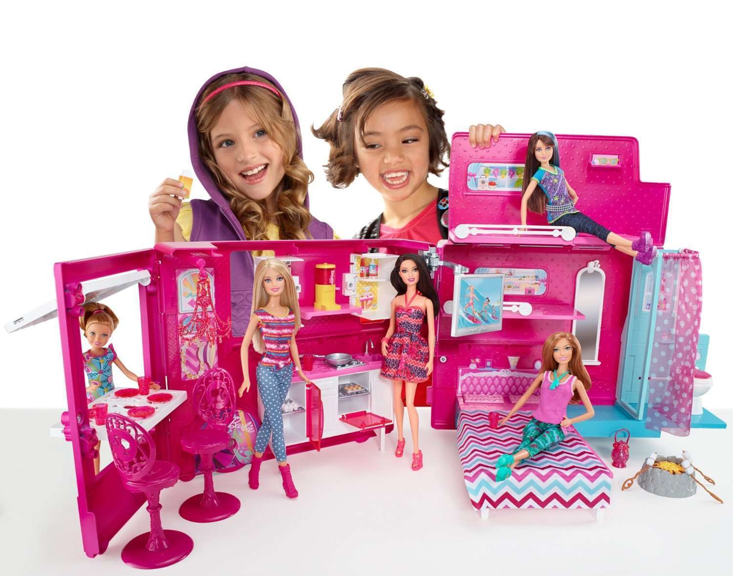 Набор bjn62 барби – трейлер для путешествий серия семья barbie