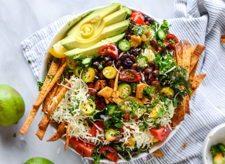 Рецепт здорового салата в мексиканском стиле