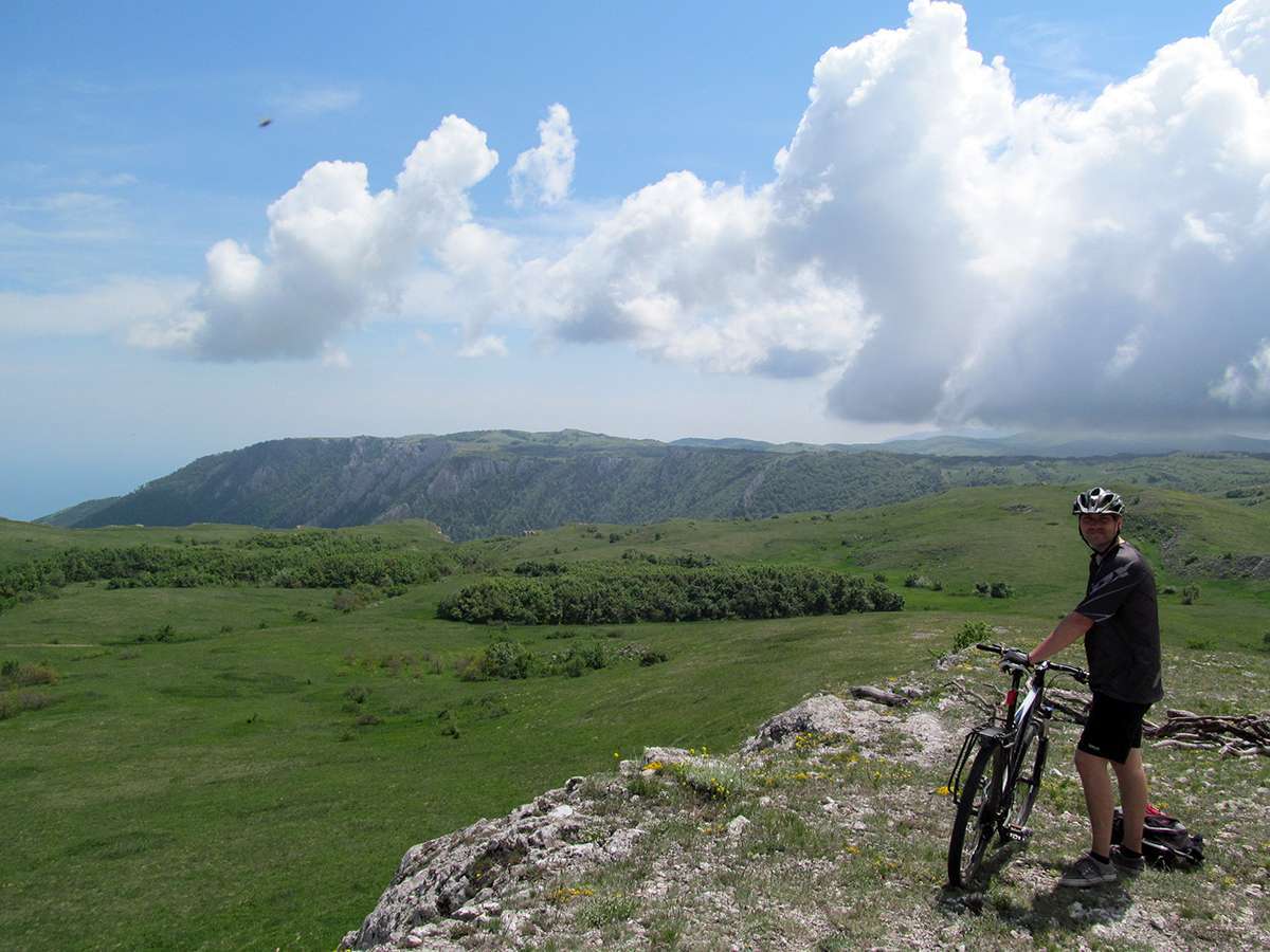 Где сейчас отдохнуть на Ангарском перевале в Крыму?