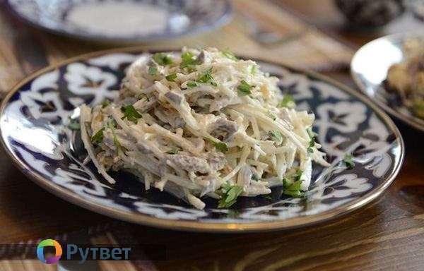 Рецепт салата «Узбекский» с редькой и говядиной