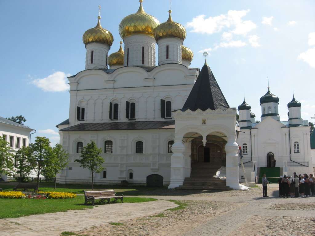 Что посмотреть в Костроме: религиозные памятники