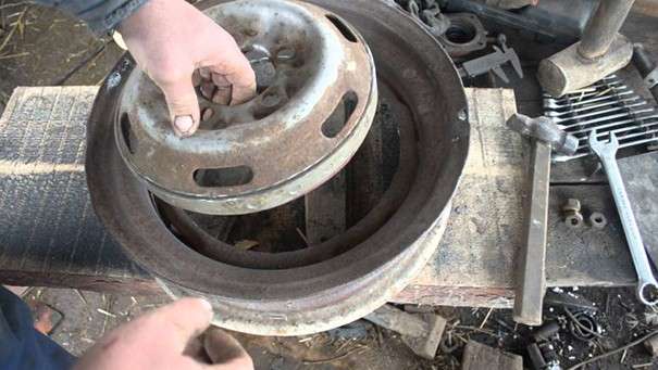 Подготовка автомобильного диска к изготовлению мангала из него