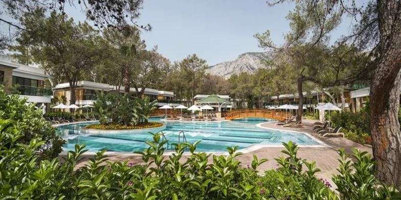Nirvana Lagoon Villas Suites 5 отель