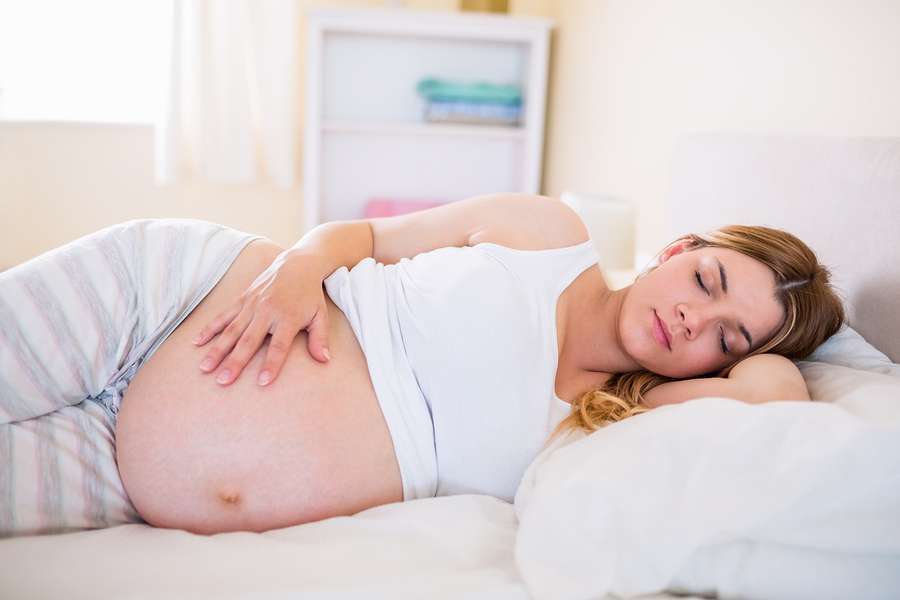 Рекомендации по тому, сколько нужно спать беременной женщине