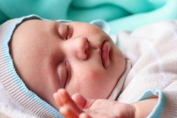 Гипертонус встречается у младенцев очень часто и обычно не является причиной для беспокойства