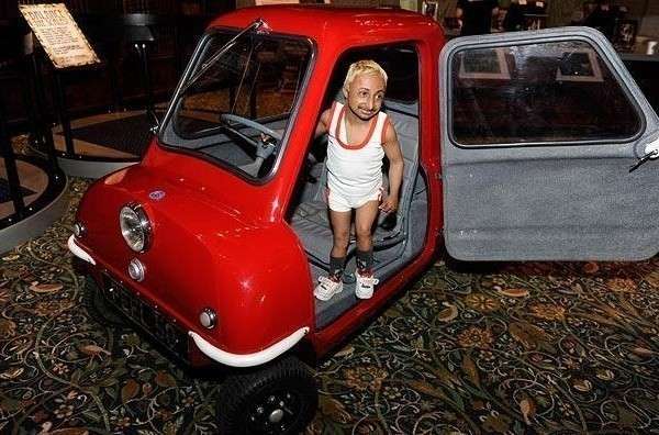 какой самый маленький автомобиль в мире