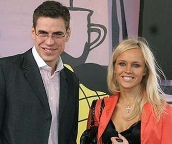 Дмитрий Дюжев с женой Татьяной — гармоничная и счастливая пара. Фото с сайта http://www.kp.ru/