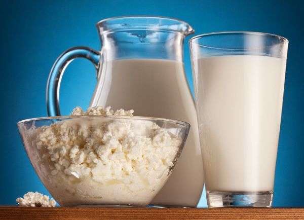 Диета предполагает потребление большого количества кисло-молочных продуктов