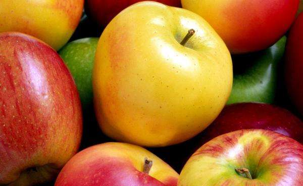 Недобросовестные продавцы стараются всячески скрыть факт обработки фруктов химикатами