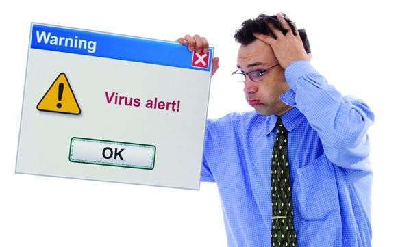 Под видом программ-взломщиков часто распространяют вирусы