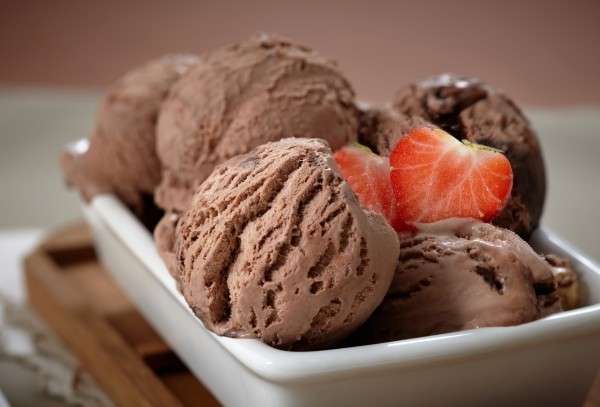 шоколадное мороженое