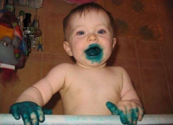 Если у вас есть ребенок, то вам вполне вероятно придется столкнуться с вопросом, как отмыть зеленку с кожи