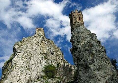 Замок Девин в Братиславе: историческая ценность Словакии