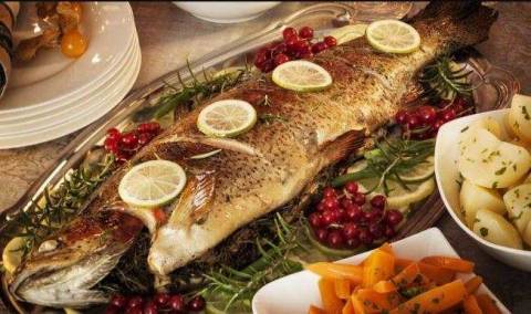Готовимся к празднику: необычные рецепты рыбы на Новый год