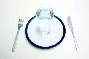 Водная диета: похудеть без голоданий, физических нагрузок и ограничений – это возможно?