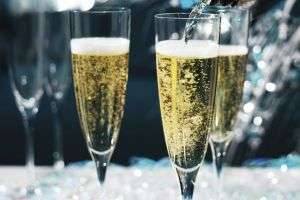 Как выбрать шампанское на Новый год?