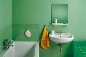 Какой материал использовать в отделке стен ванной комнаты?