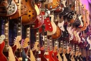 Какую гитару выбрать для начинающих – рекомендации специалистов