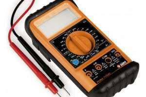 Как пользоваться тестером — измеряем напряжение, силу тока и узнаем состояние аккумулятора