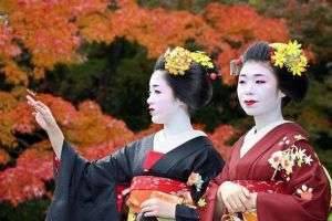 Менталитет японцев: от поклонов до визитных карт