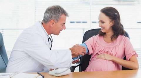 Как понизить давление во время беременности?