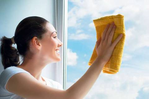 Как вымыть окна без разводов?