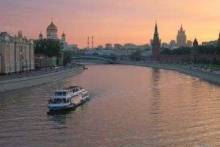 Куда впадает Москва-река?